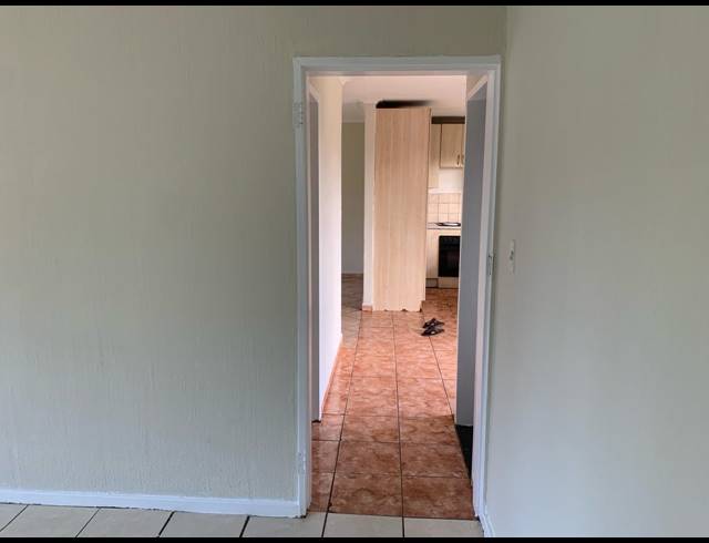 3 BEDROOM FREEHOLD FOR SALE IN LEACHVILLE EXT 1